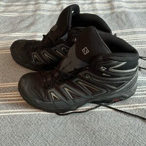 Salomon X Ultra 3 hiking boots
